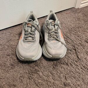 Hoka Bondi 8